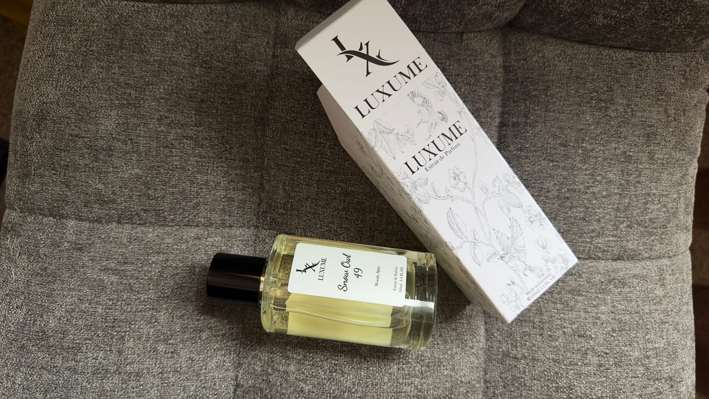 Customer photo review of #49 Snow Owl | Inspired by Tom Ford Tobacco Vanille