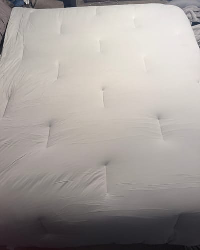 Customer photo review of MarshMellow Comforter