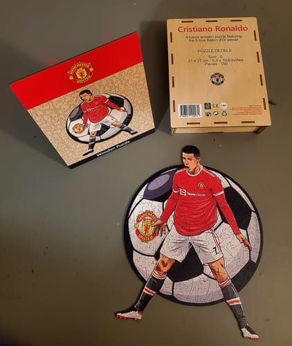 Customer photo review of Cristiano Ronaldo - Wooden Puzzle