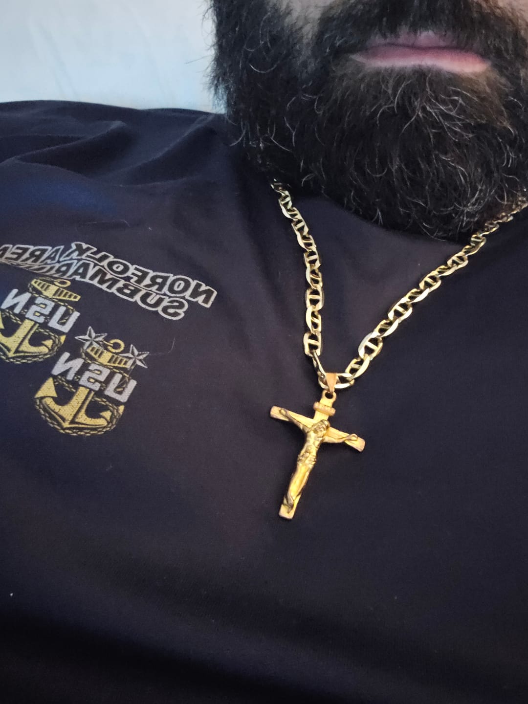 Customer photo review of FREE Today: Christ Jewelry Crucifix Pendant Charm Necklace
