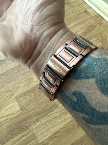 Customer photo review of Mens Copper Magnetic Bracelet TRIPLE Power
