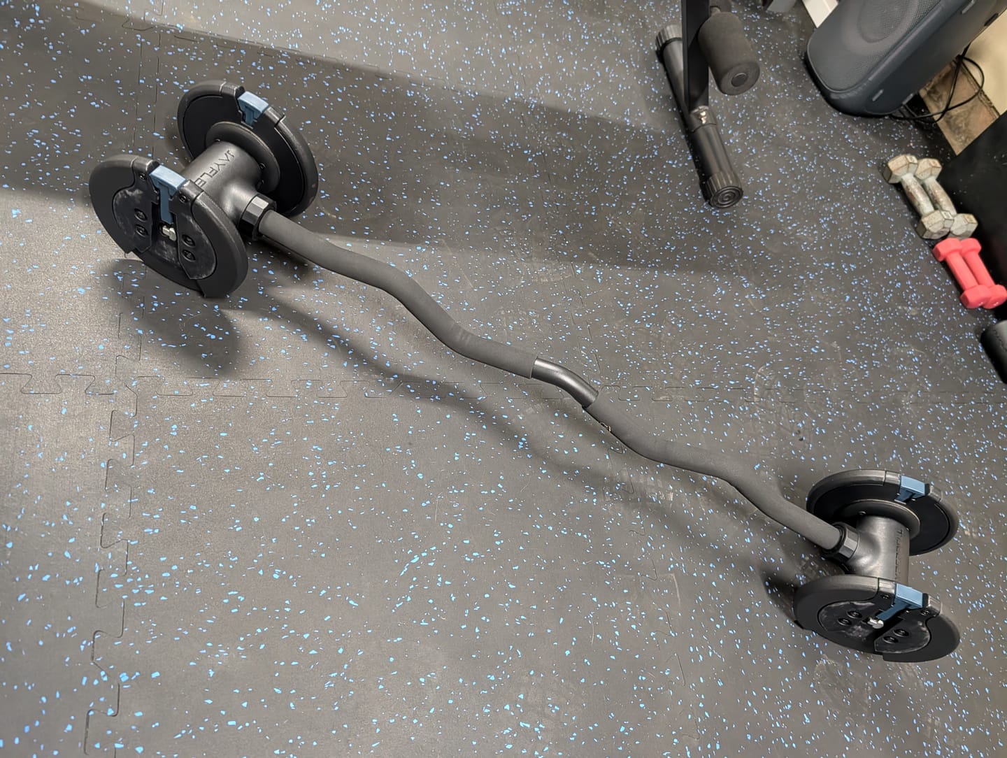 Customer photo review of Hyperbell Bundle: Bar, EZ Curl, Kettlebell, Pad- BACKORDERED DUE TO HIGH DEMAND