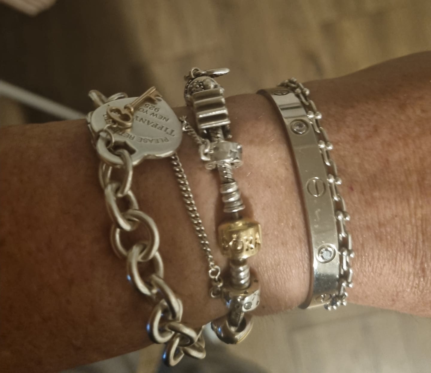 Customer photo review of LOVE BRACELET 6.1MM 4 DIAMONDS
