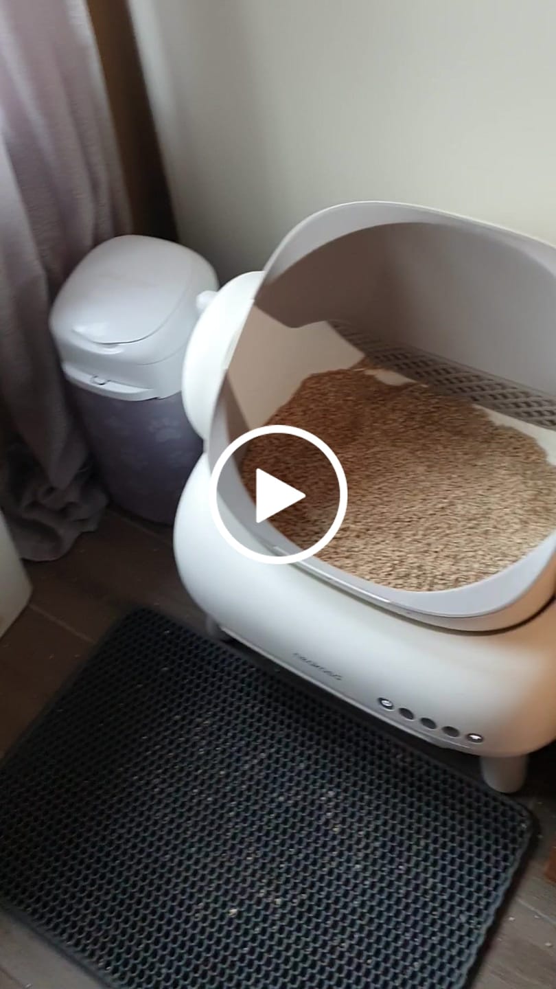 Customer video review of Neakasa M1 Lite Plus Open-Top Self-Cleaning Cat Litter Box