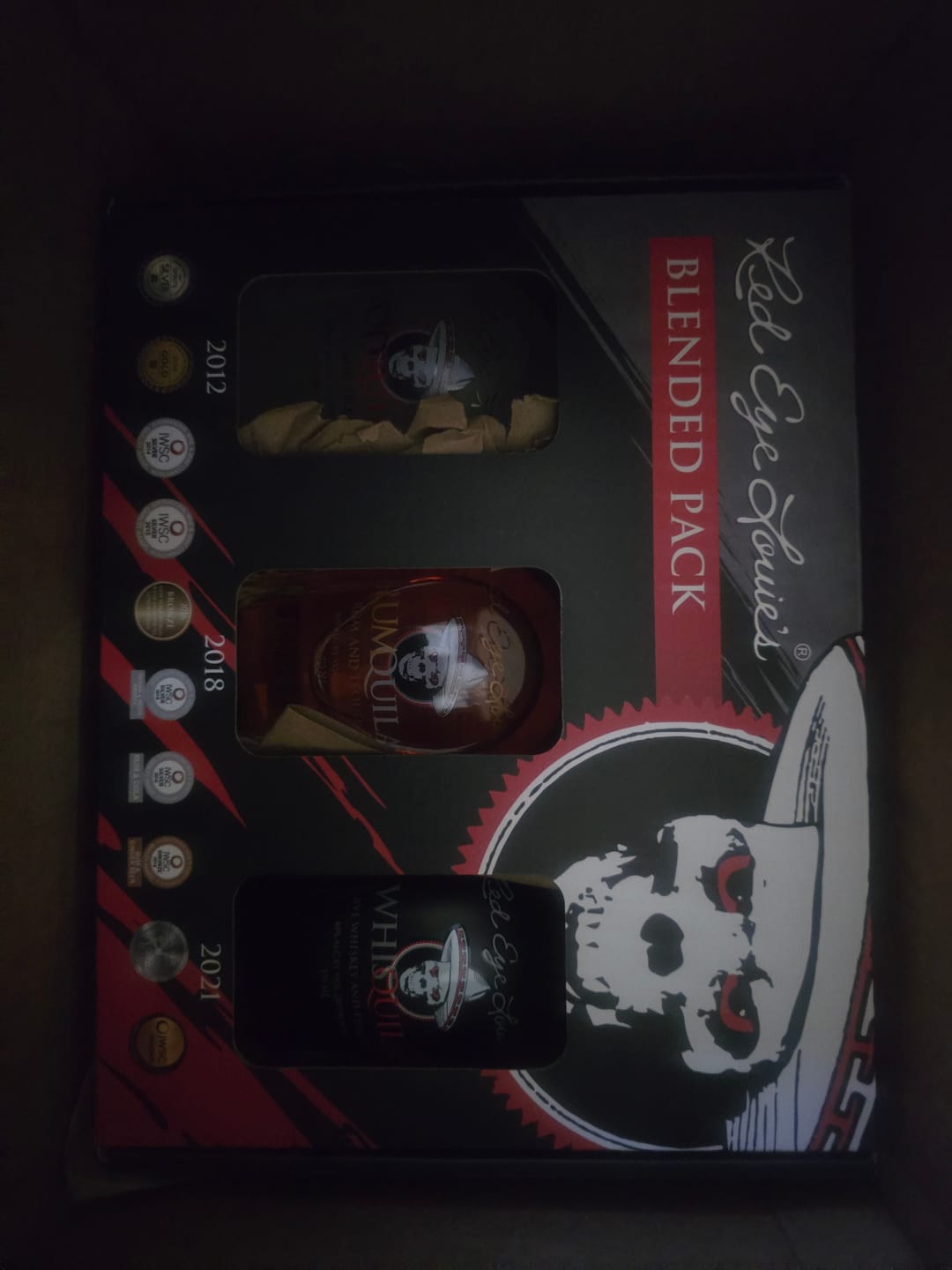 Customer photo review of Red Eye Louie's Blended Box