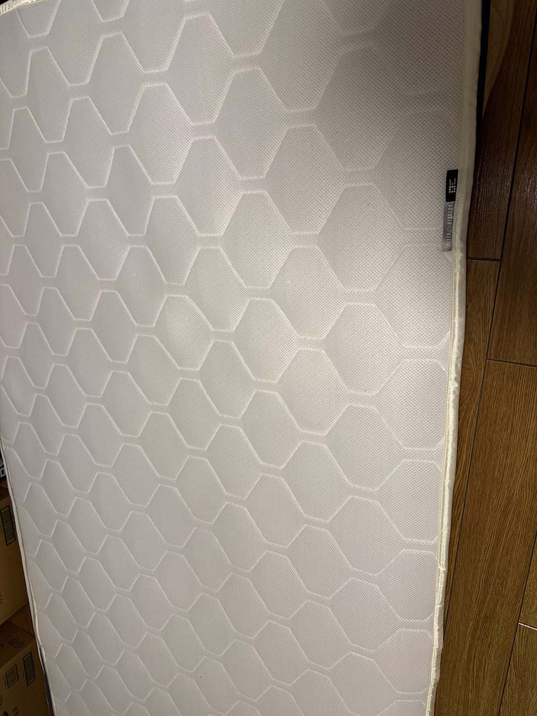 Customer photo review of SLEEP HEXAGON　上位版ホルミシスベッドパッド