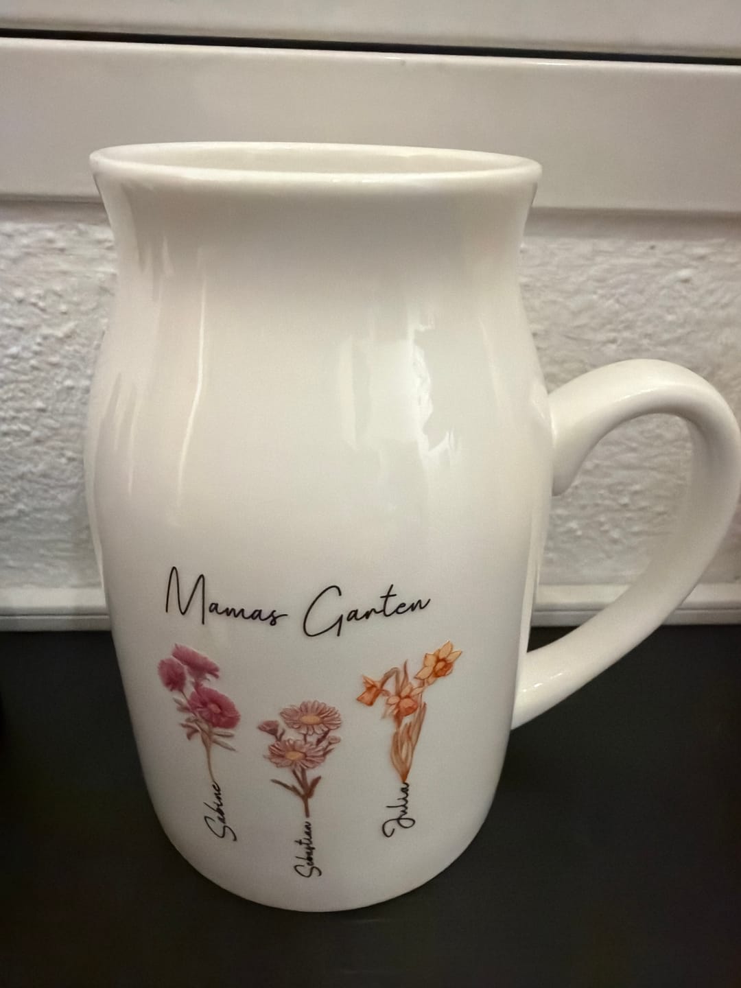 Customer photo review of Mamas Garten - Personalisierte Vase für Mama und Oma mit Geburtsblumen