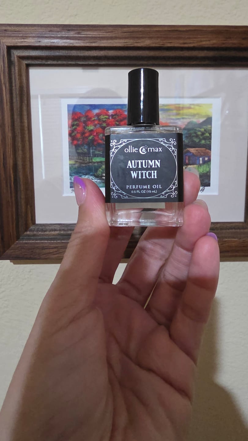 Customer photo review of Autumn Witch Vegan Perfume Oil