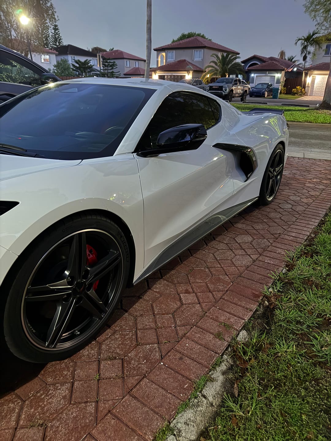 Customer photo review of Corvette C8 EOS Performance Side Skirts