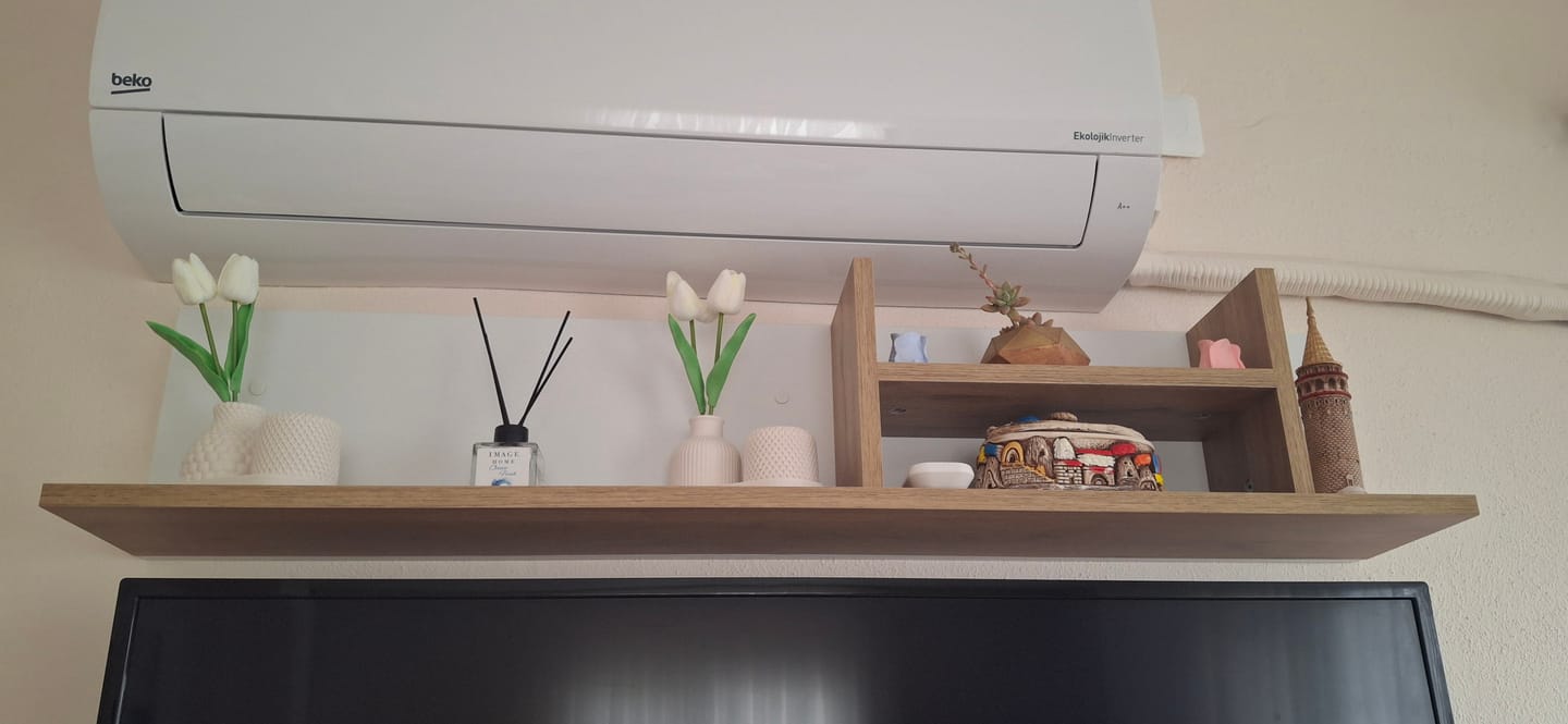 Customer photo review of Rani AE103 Dekoratif Duvar Rafı  Beyaz - Sepet Ceviz