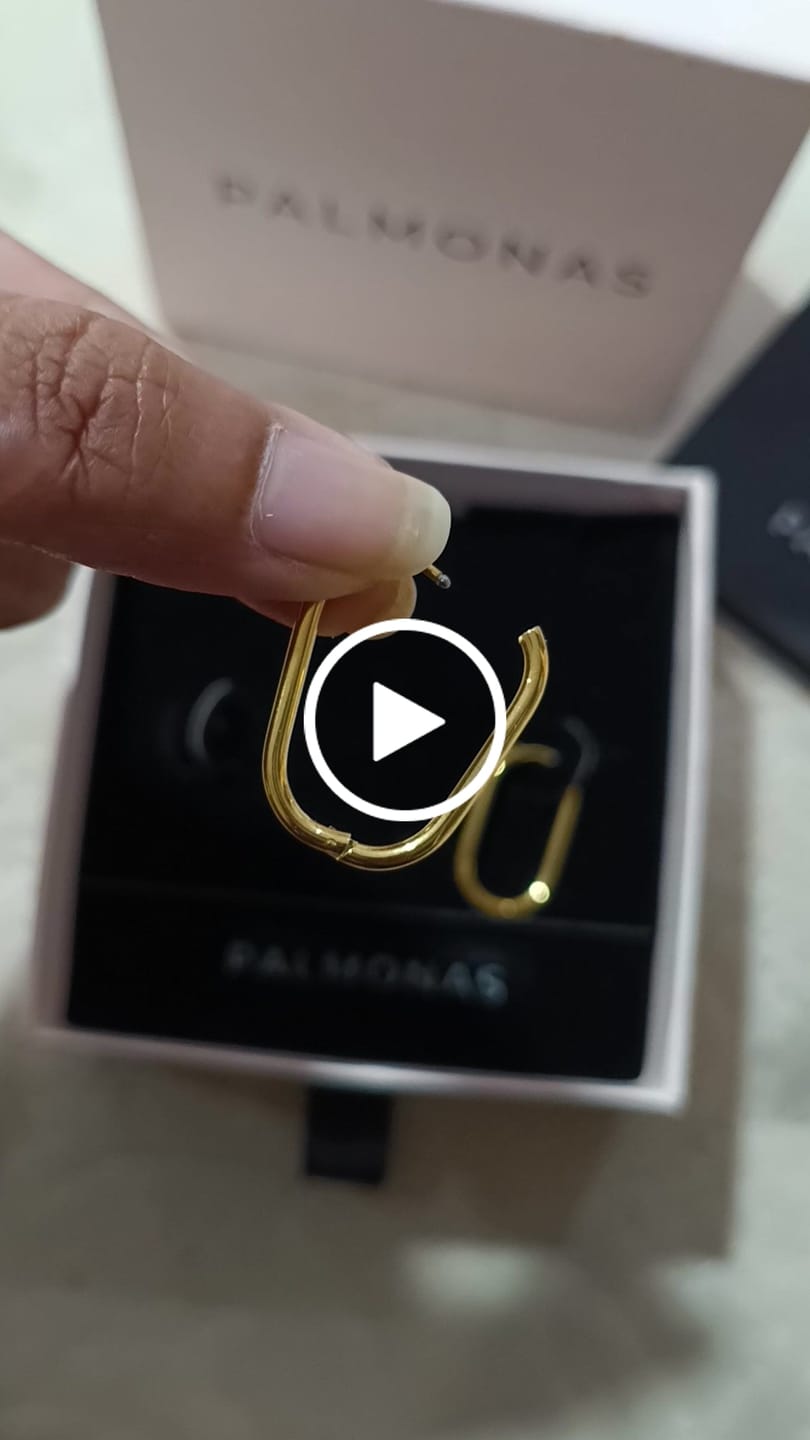 Customer video review of Plain Oval Hoop Earrings