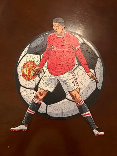 Customer photo review of Cristiano Ronaldo - Wooden Puzzle