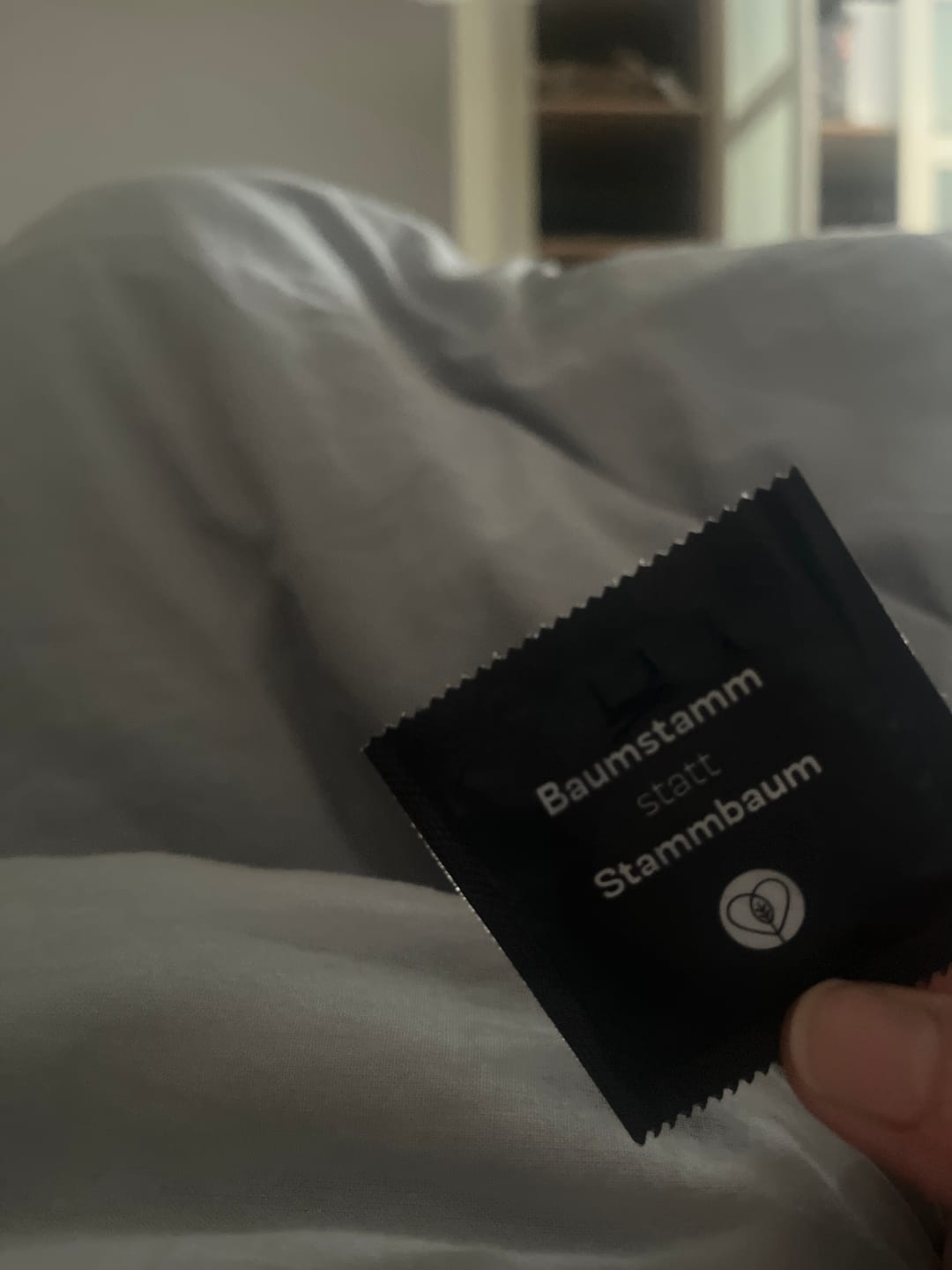 Customer photo review of Releaf | Baumpflanzende Kondome