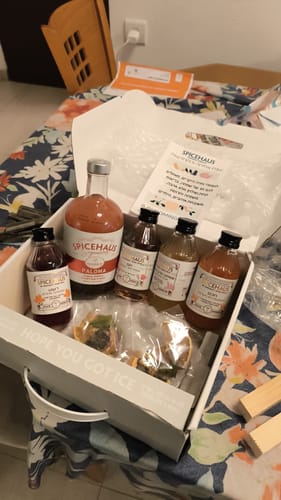 Customer photo review of מארז ארבעת הבנים ופלומה משפחתי - כשר לפסח