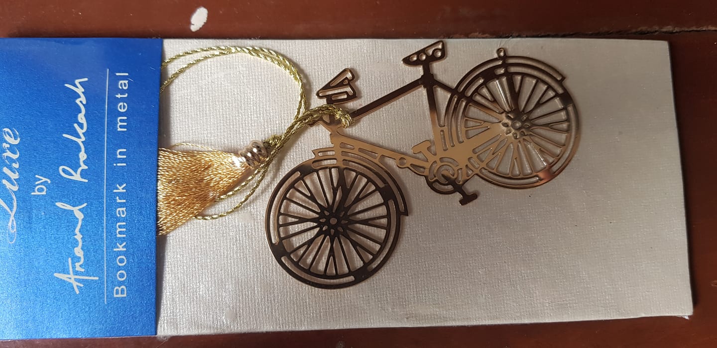 Customer photo review of Bookmark Cycle