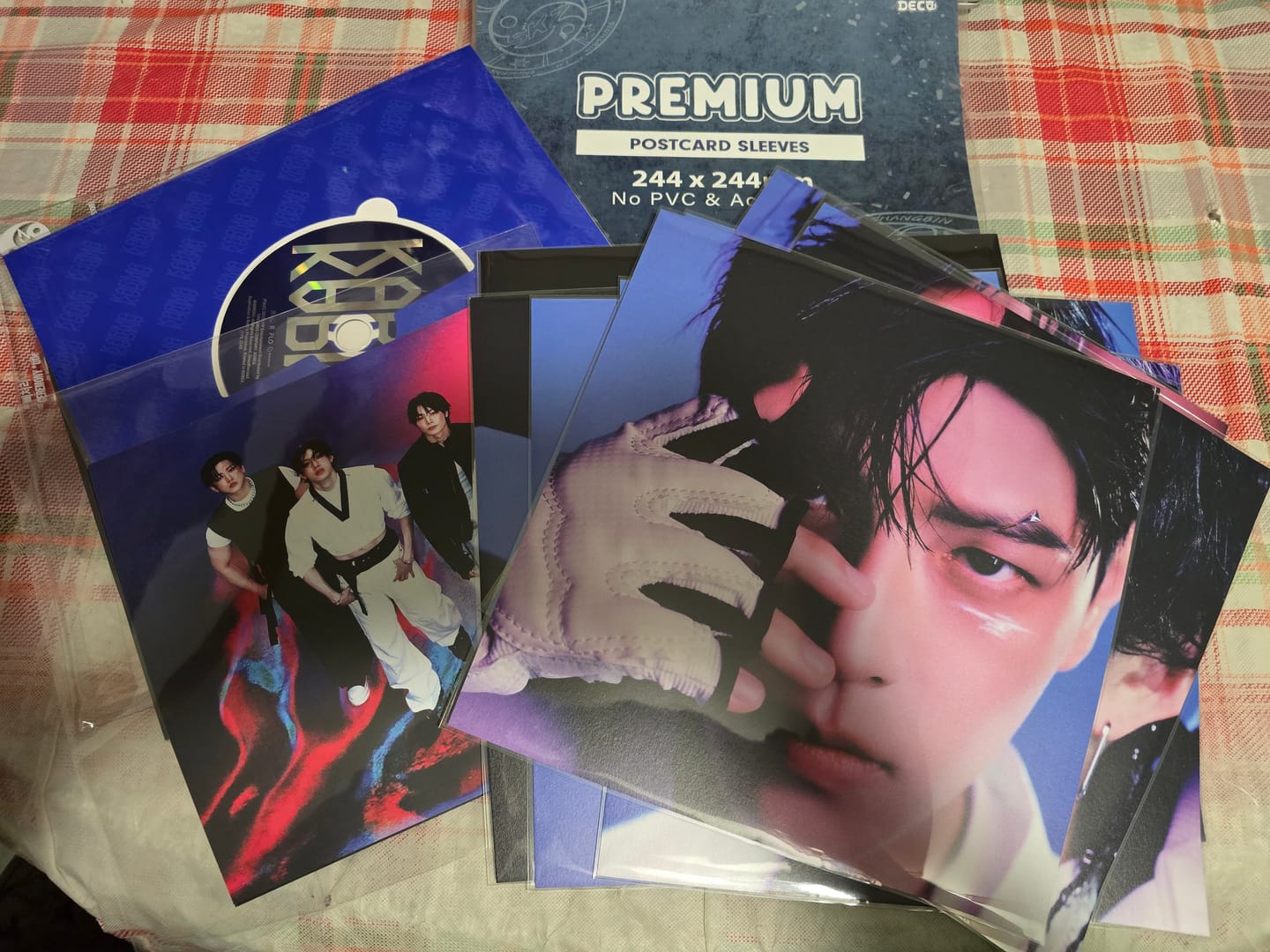 Customer photo review of LIMITED EDITION: PREMIUM POSTCARD SLEEVES - KARMA VERSION (244x244MM)
