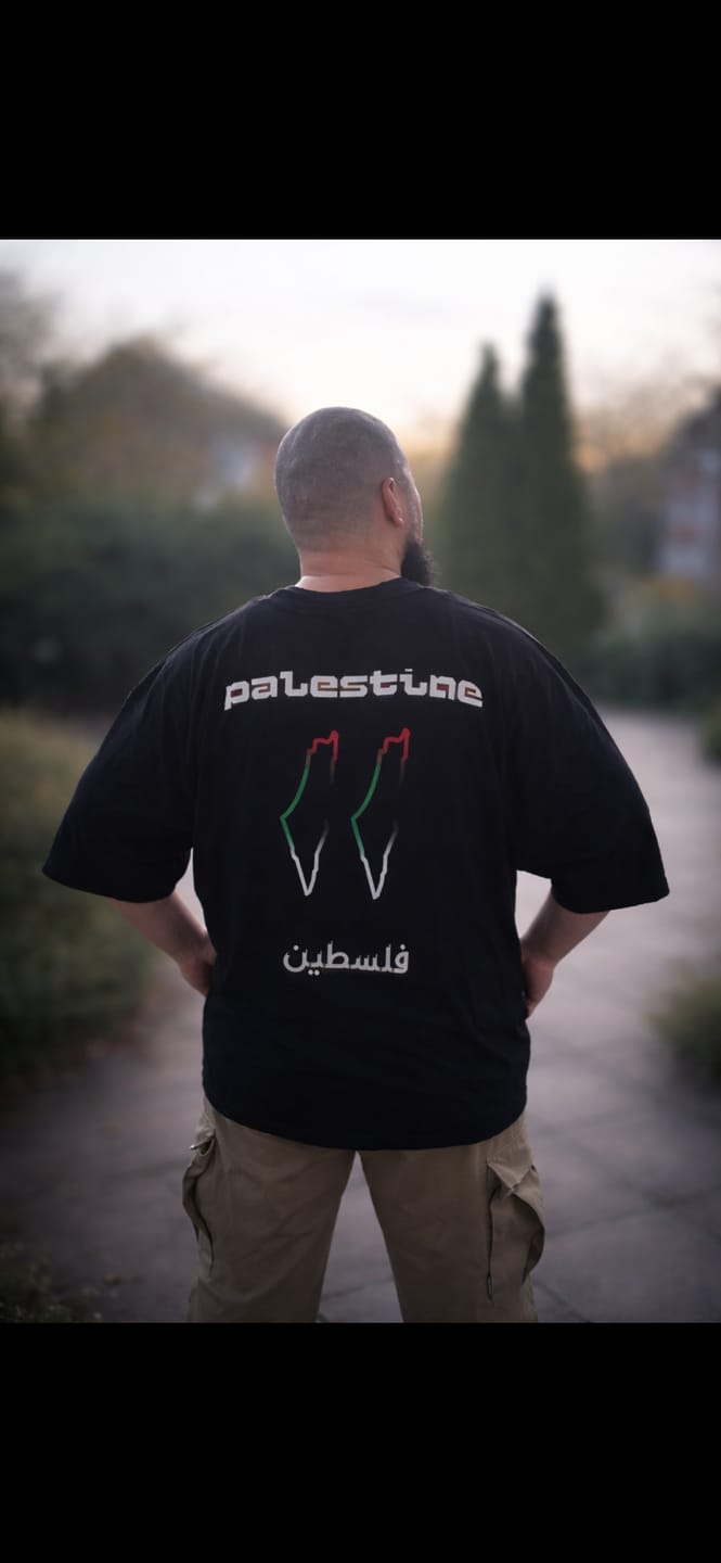 Customer photo review of PL Oversized Shirt
