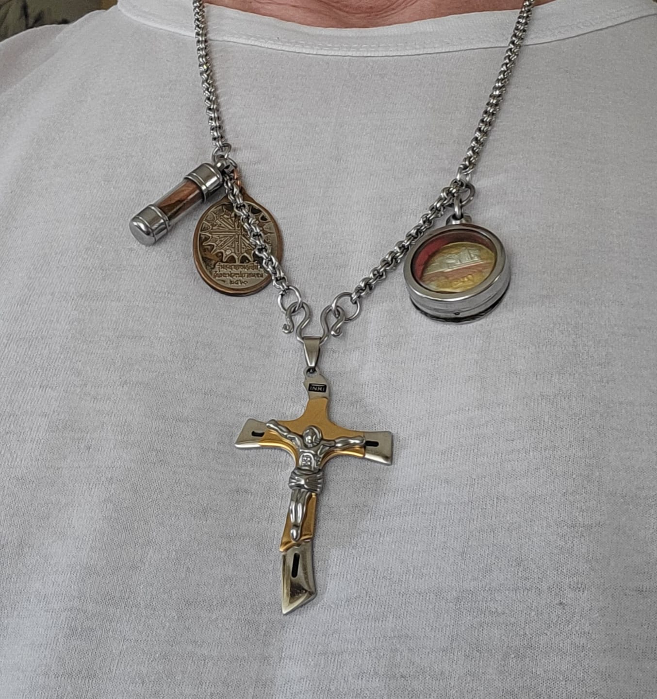 Customer photo review of Collier Ascension Croisé