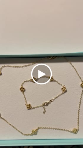 Customer video review of 14 k Gold Clover Choker + Bracelet Set JTJ™