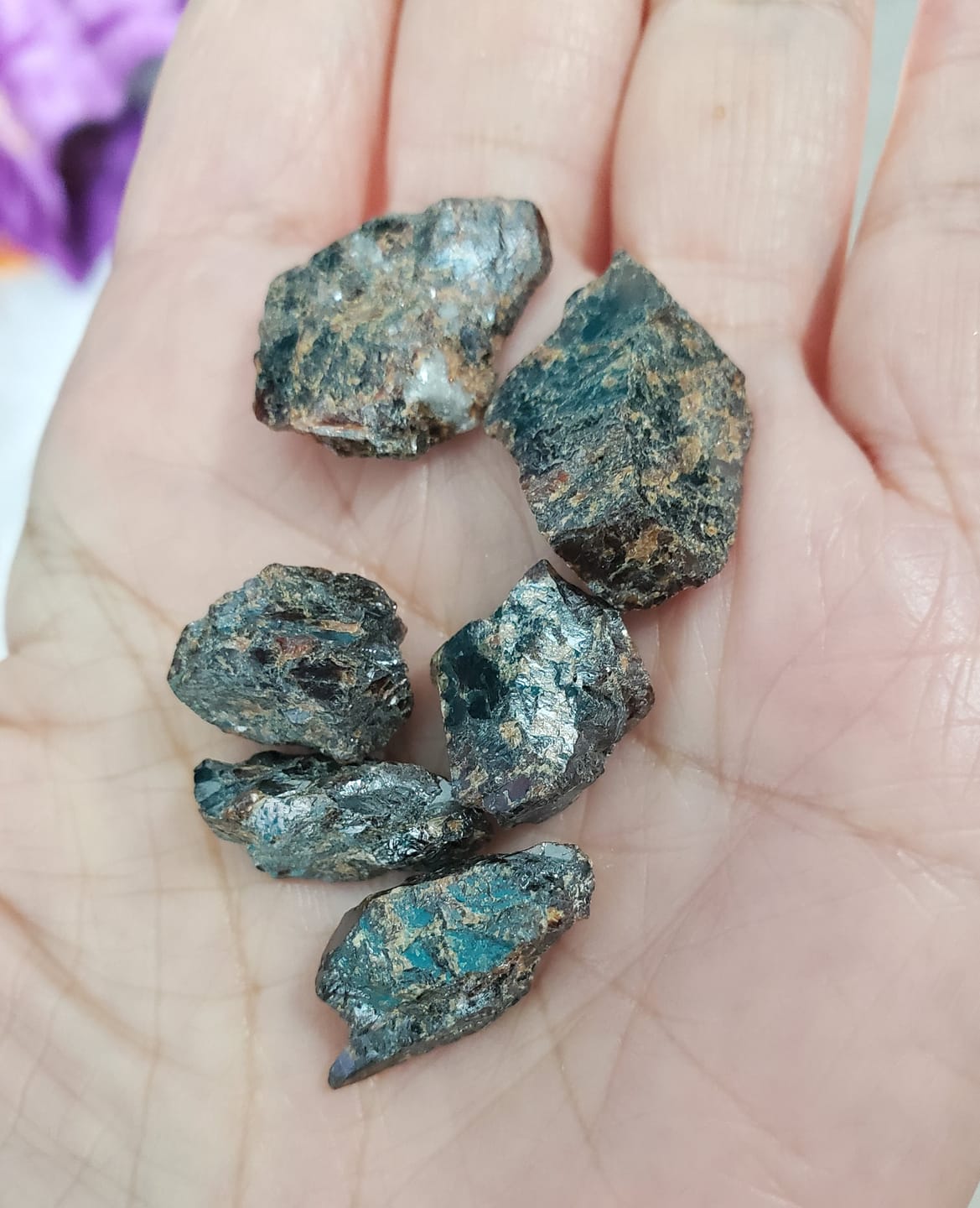 Customer photo review of Elmwood Mine Sphalerite Point Pair