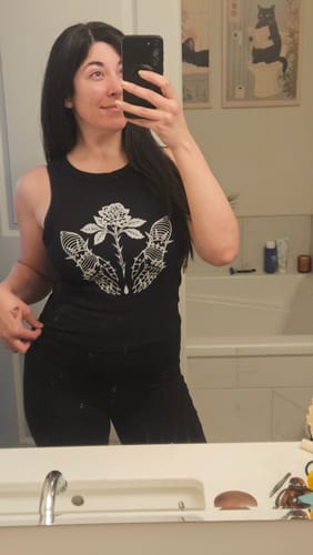 Customer photo review of Discontinued Arma Mitis Cropped Tank