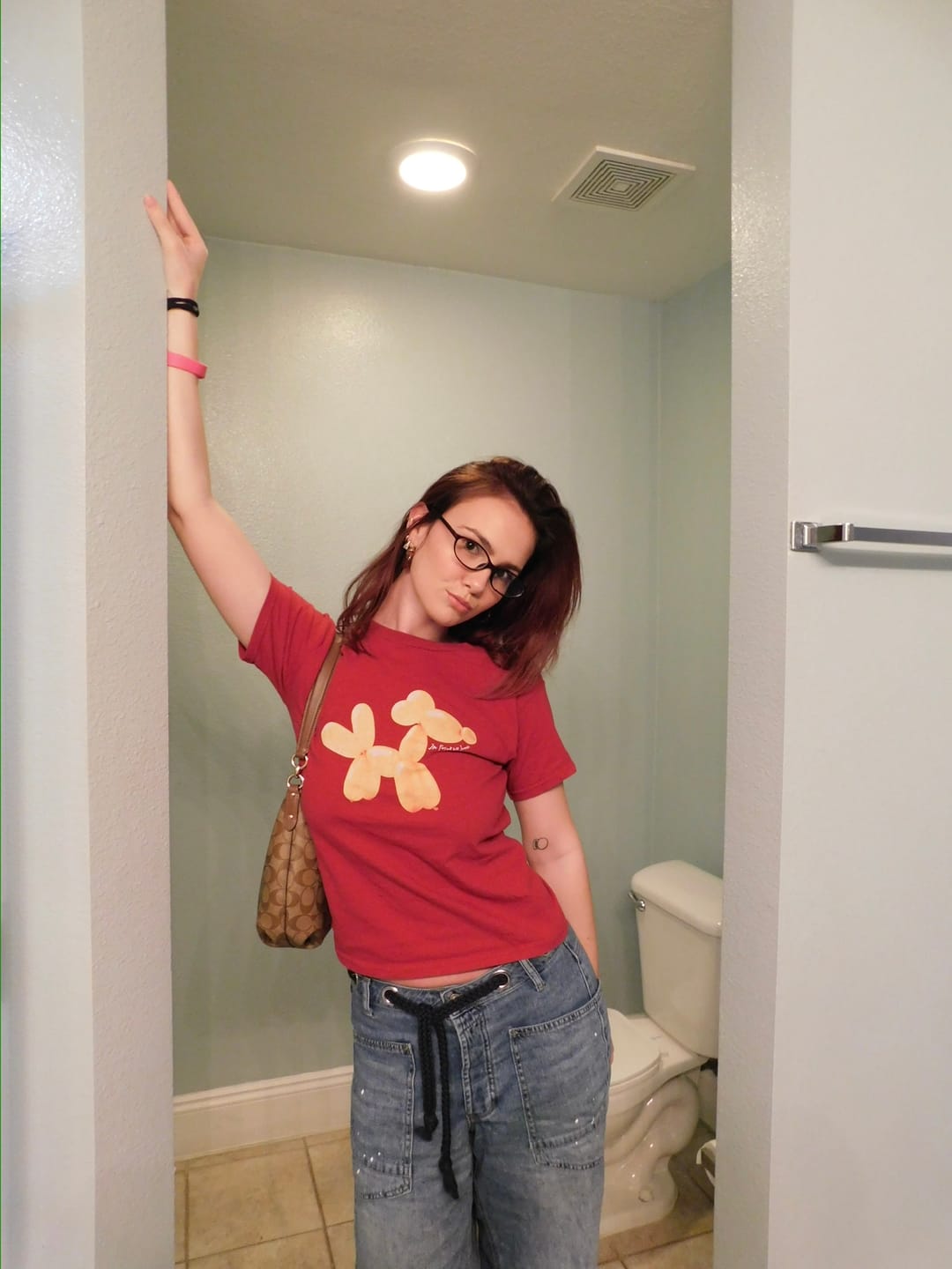 Customer photo review of balloon animal baby tee