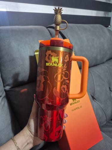 Customer photo review of Stanley 1913 x LoveShackFancy Quencher H2.O Flowstate™ Tumbler with Handle | 1.18L