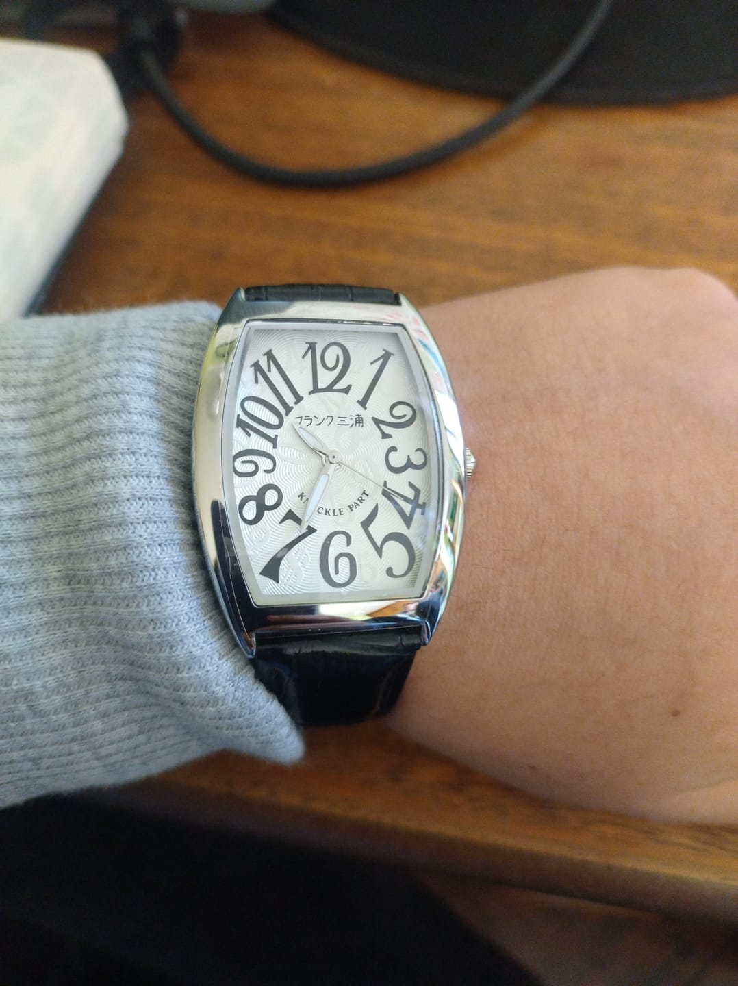Customer photo review of Reloj Análogo Frank Miura FM00DC-WH Knuckle Part JDM