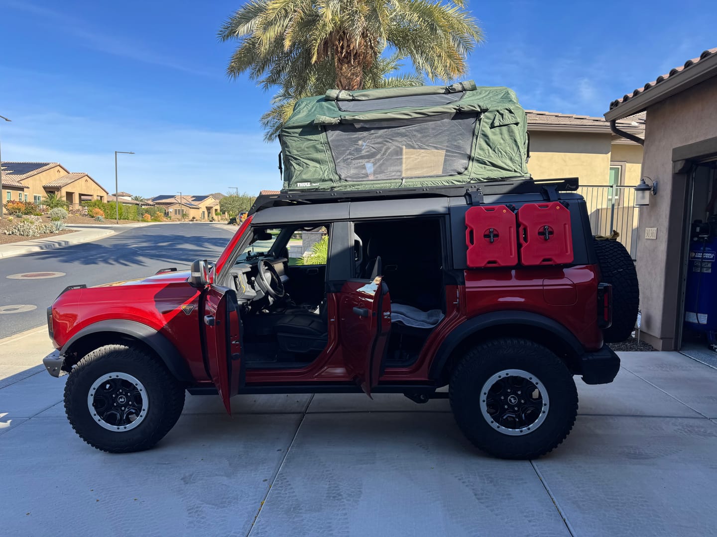 Customer photo review of Modular Roof Rack For The Ford Bronco 4-Door (2021-Current)