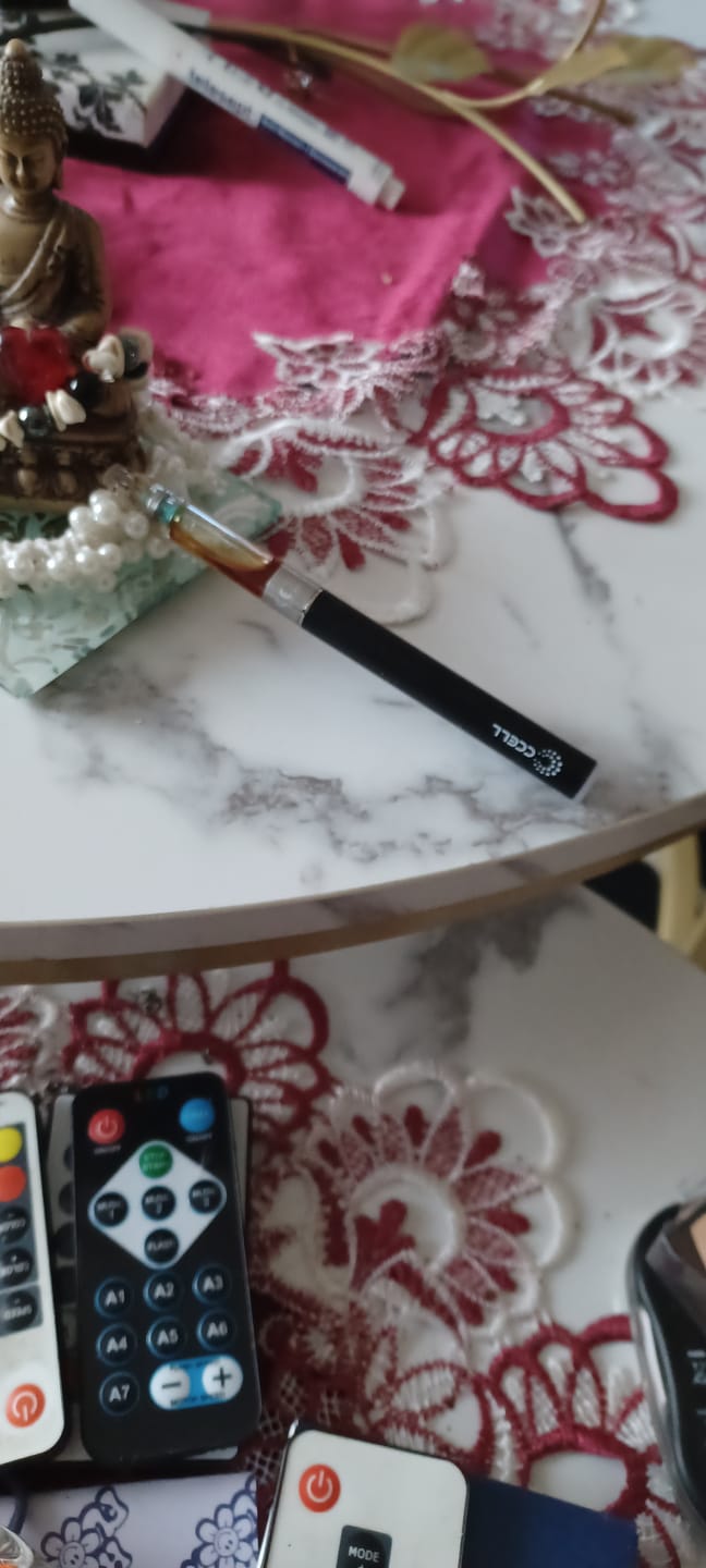 Customer photo review of CCELL M4 Premium Vape Batterie
