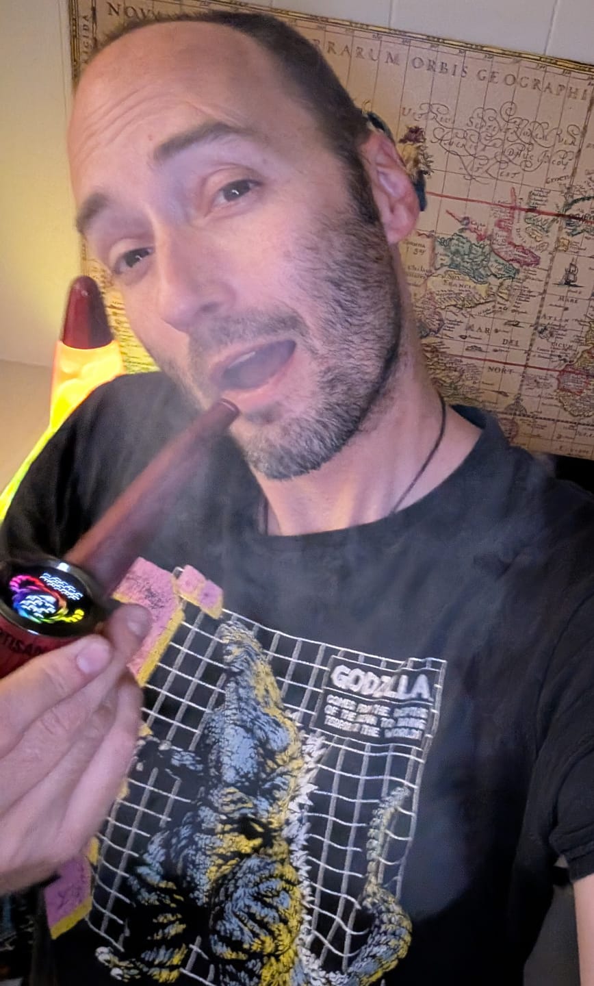 Customer photo review of The Inspector Sherlock Vape