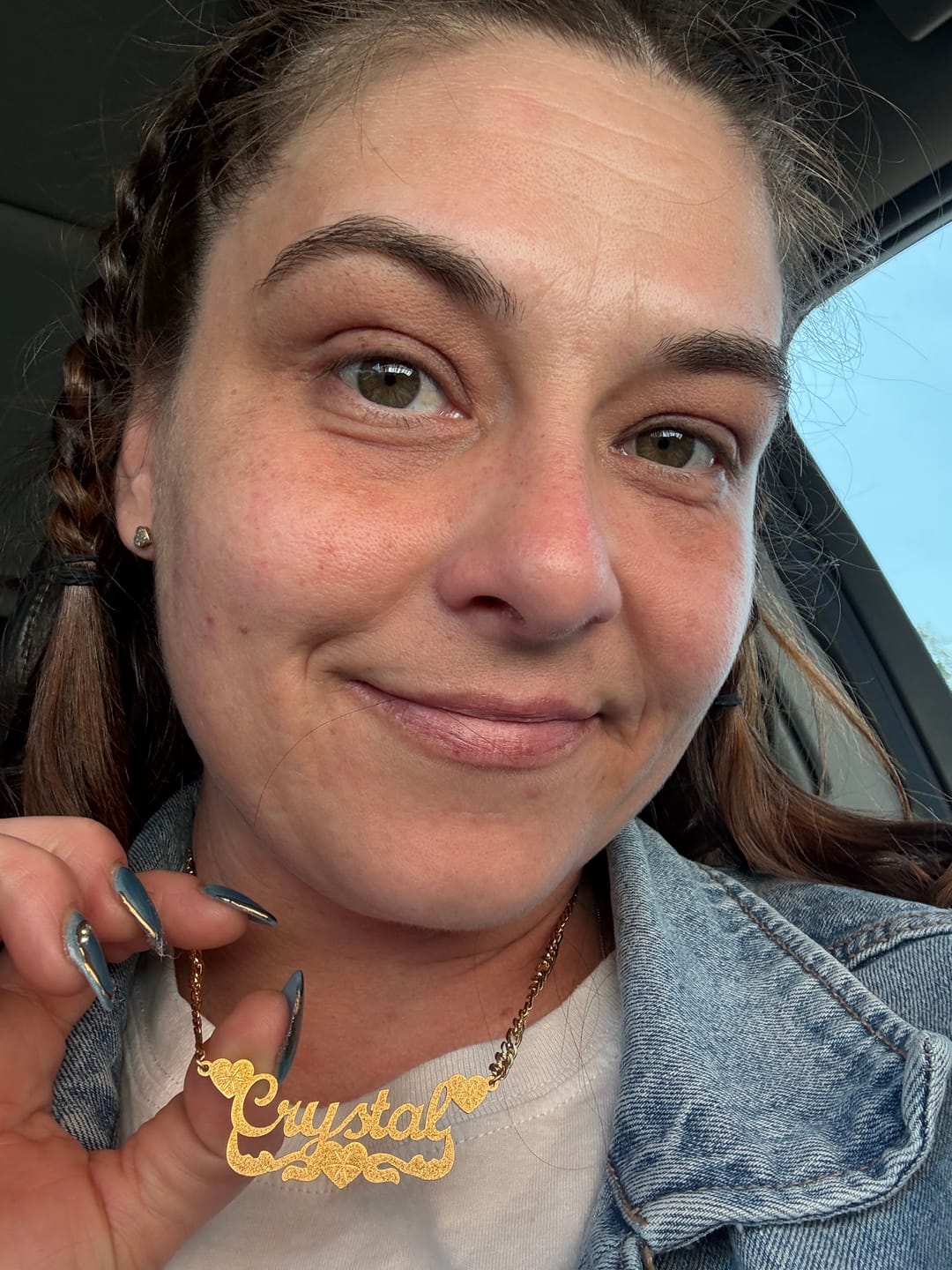 Customer photo review of Diamond Cut Lovely Heart Name Necklace