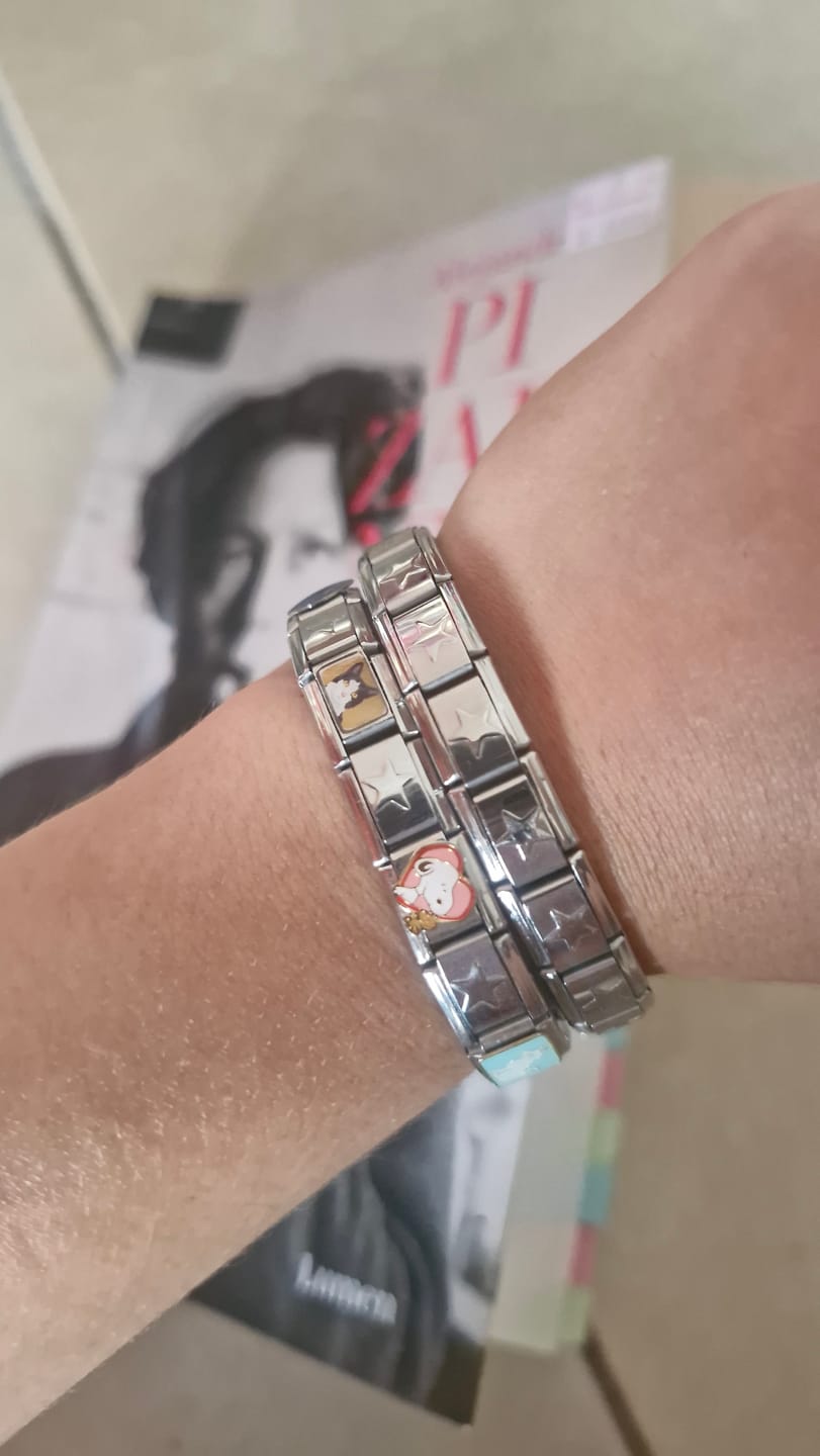 Customer photo review of Charm Gato Blanco con negro