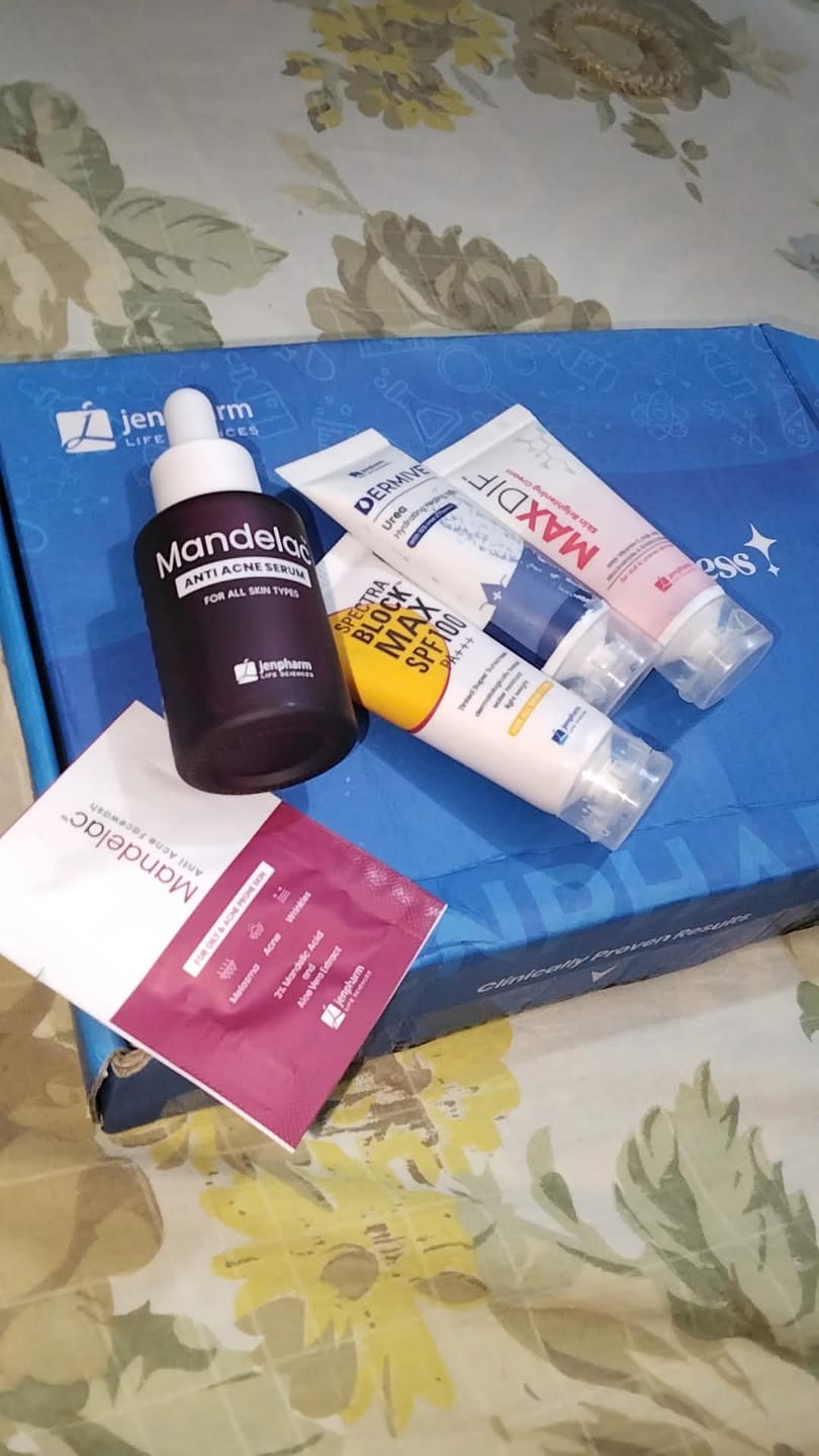Customer photo review of MandelAC Serum