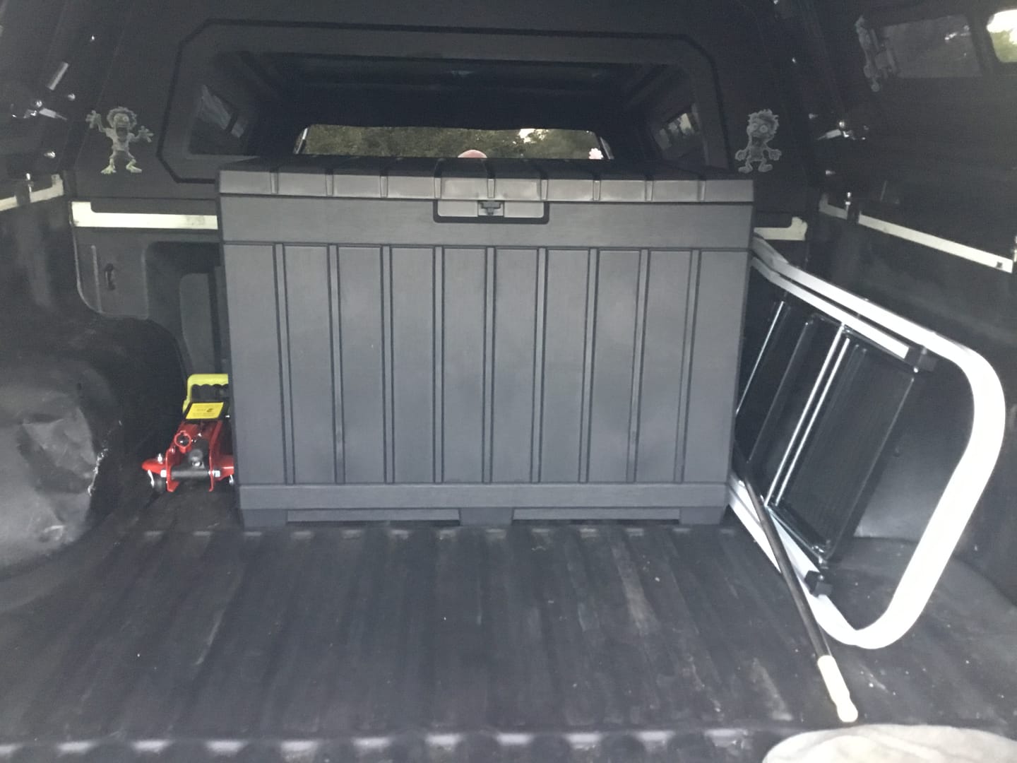 Customer photo review of Keter Kentwood Box 190L Graphite