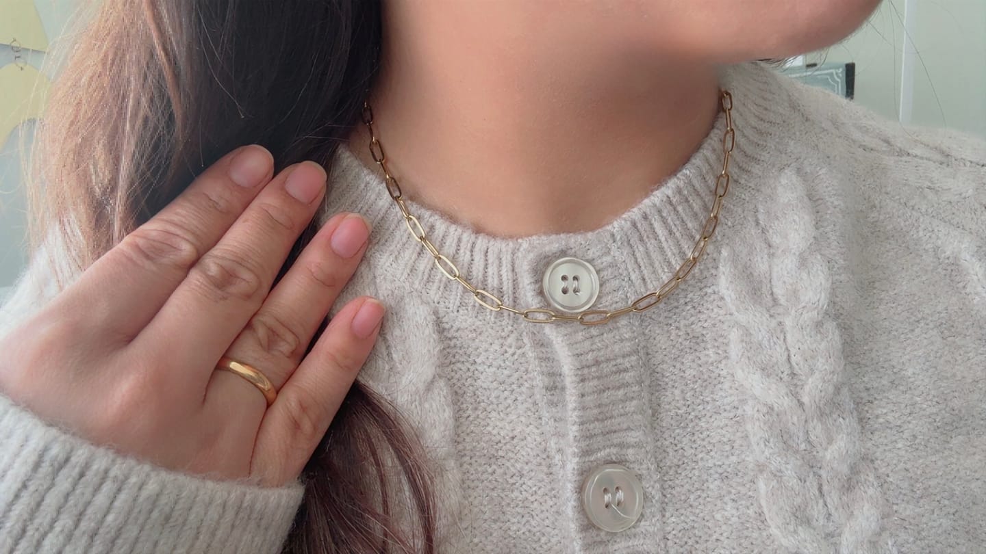 Customer photo review of Paperclip Necklace