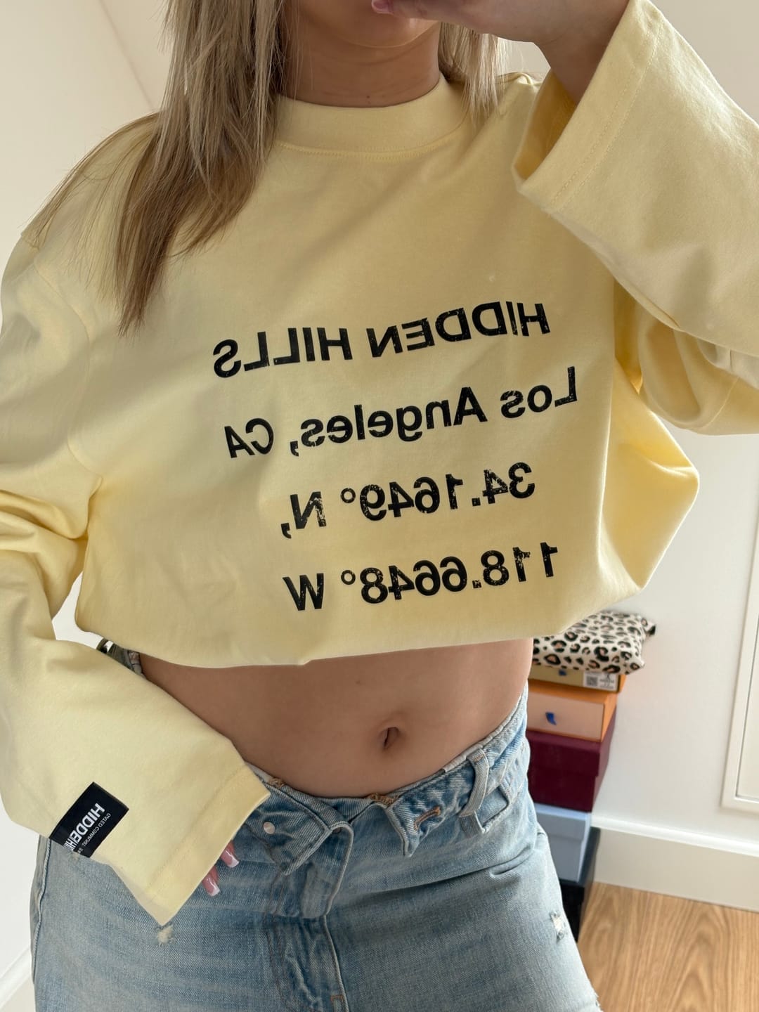 Customer photo review of VINTAGE LOGO LONGSLEEVE T-SHIRT BUTTER YELLOW