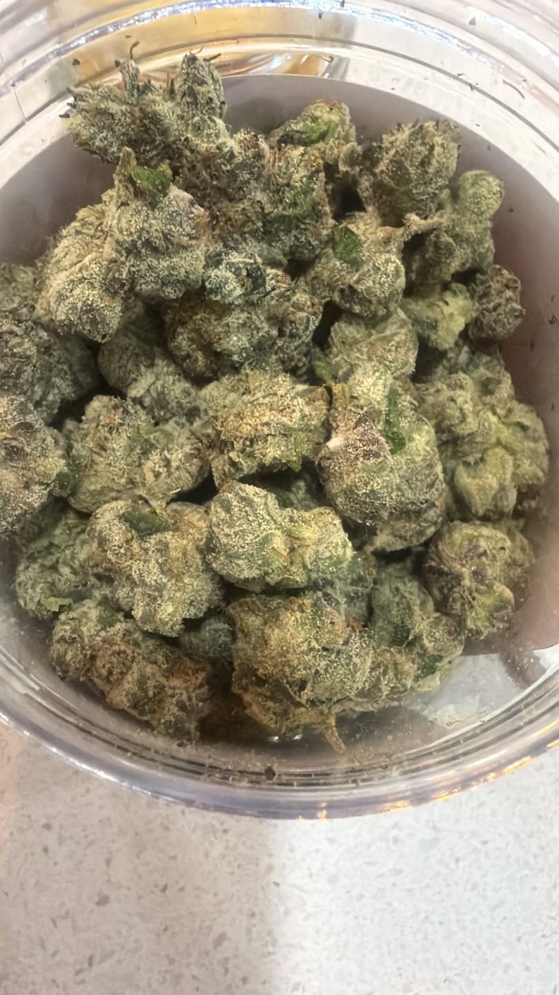 Customer photo review of Boutique Exotics - Crunch Berries - 28 Grams - Hybrid