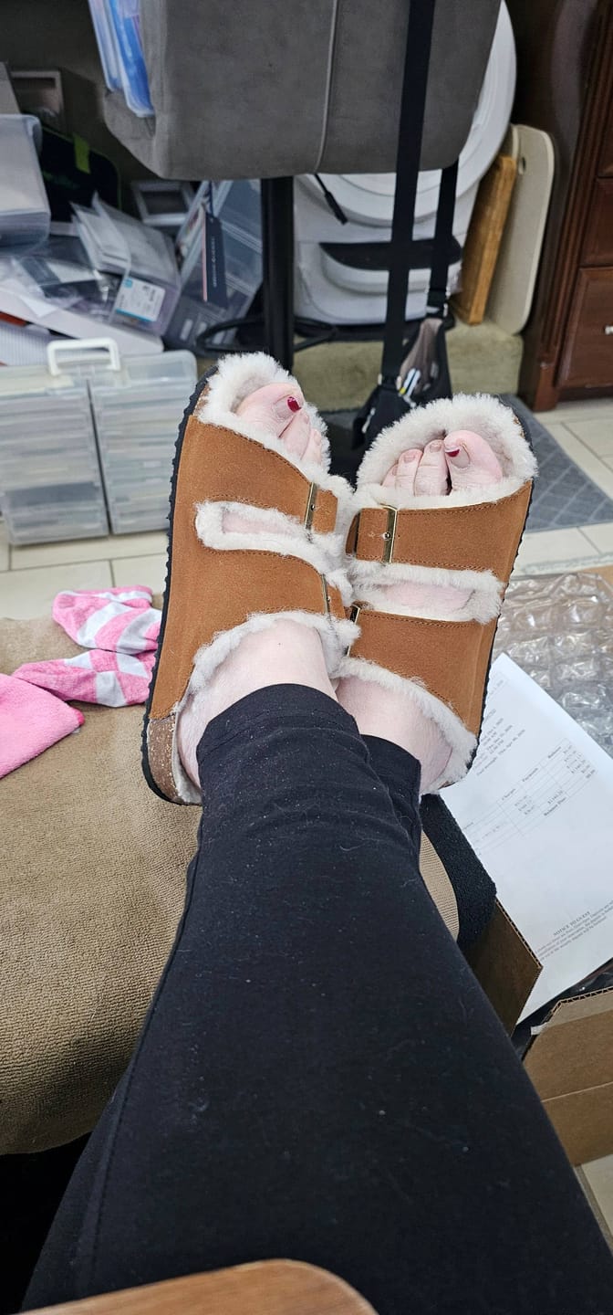 Customer photo review of Women's Felicia Sandal