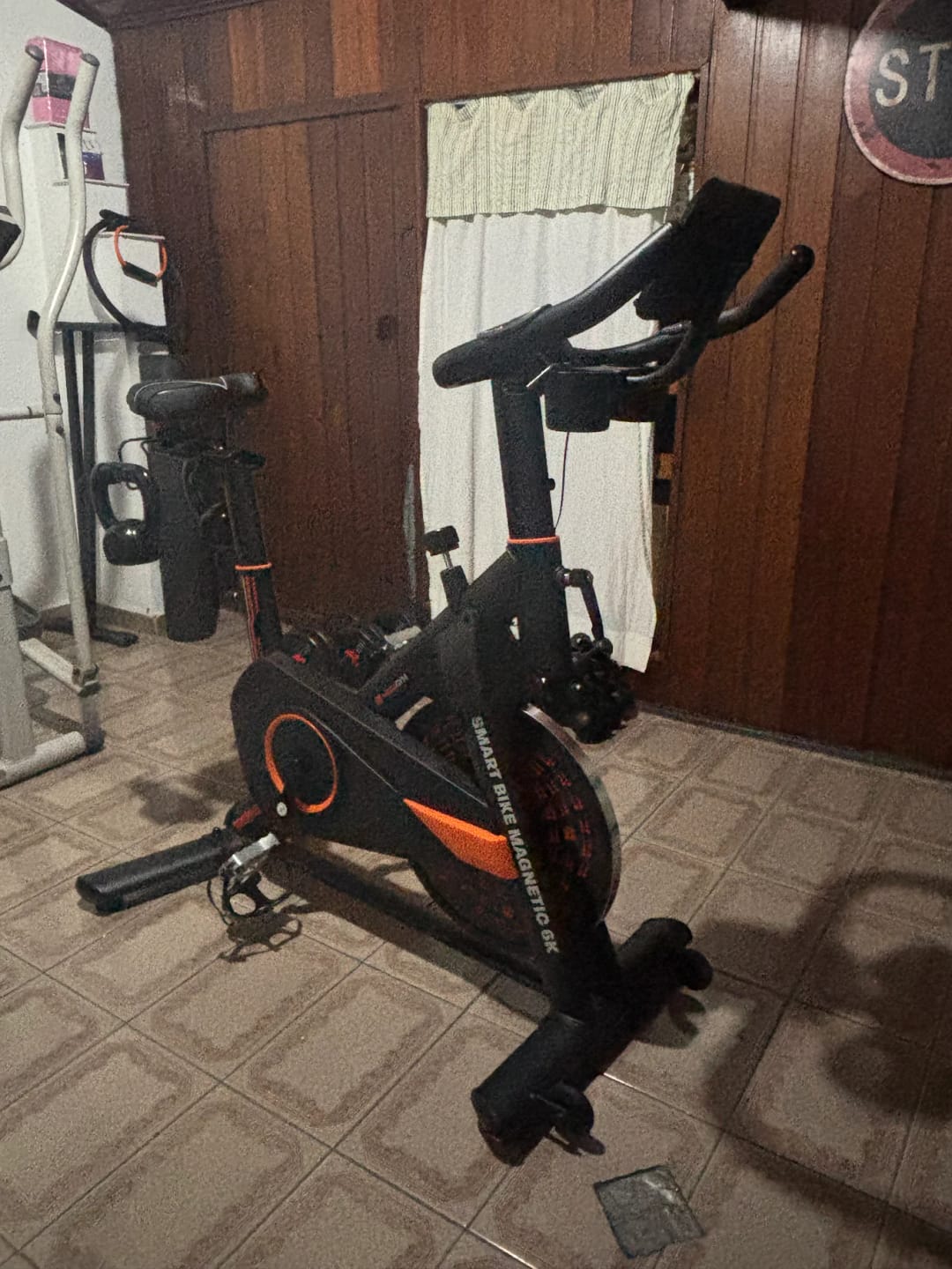Customer photo review of Bike Spinning Smart Magnetic 6K | Resistência Magnética Potente | Banco Ultra Soft | Suporta 160 Kg