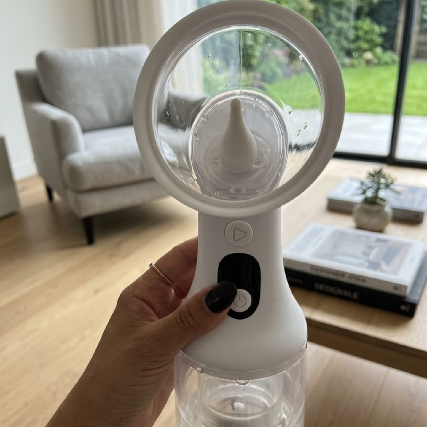 Customer photo review of OtoClear™ - Irrigador de Oídos automático