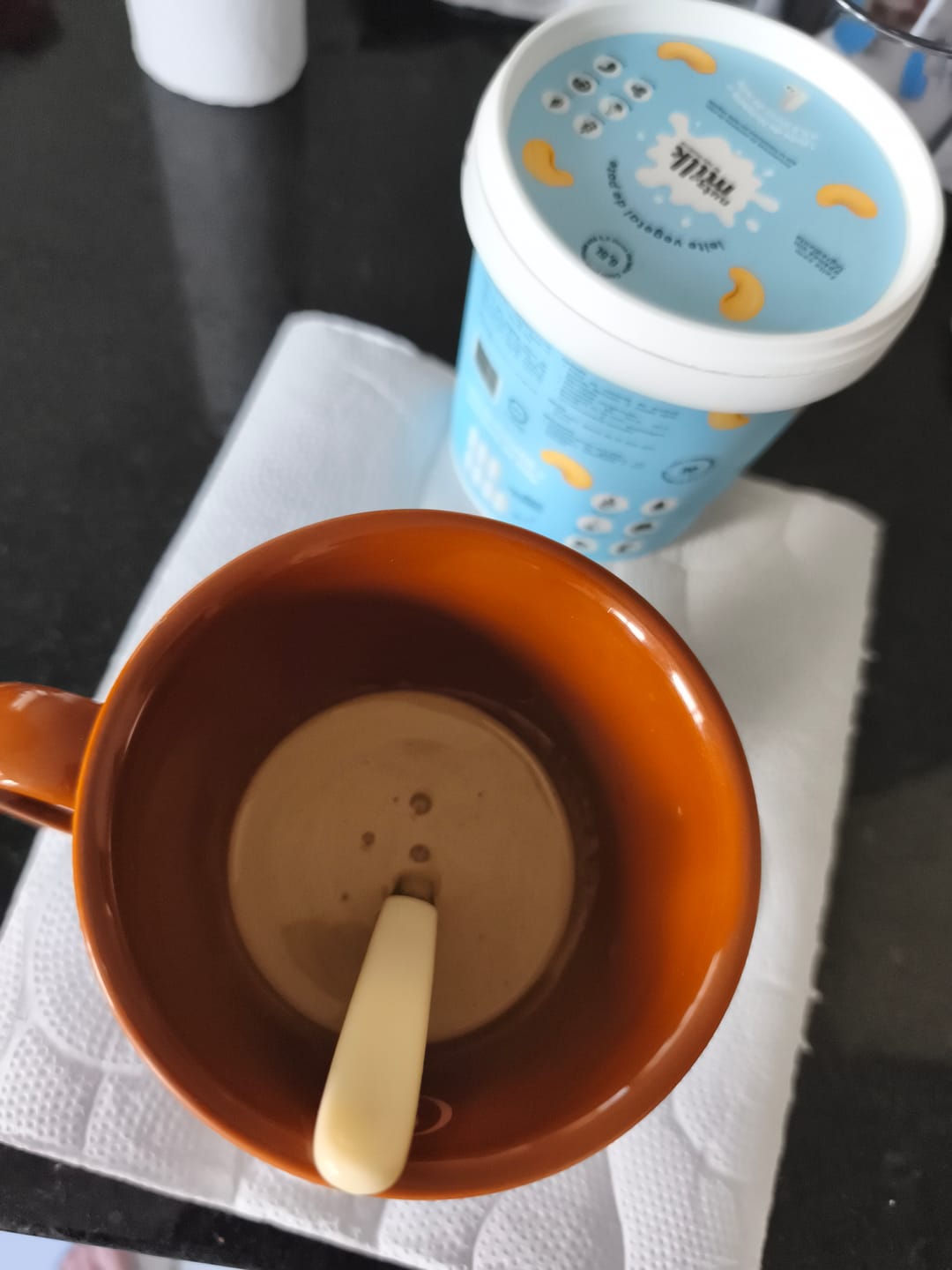 Customer photo review of Leite Vegetal NutzMilk  6,5L - Concentrado de Castanha de Caju