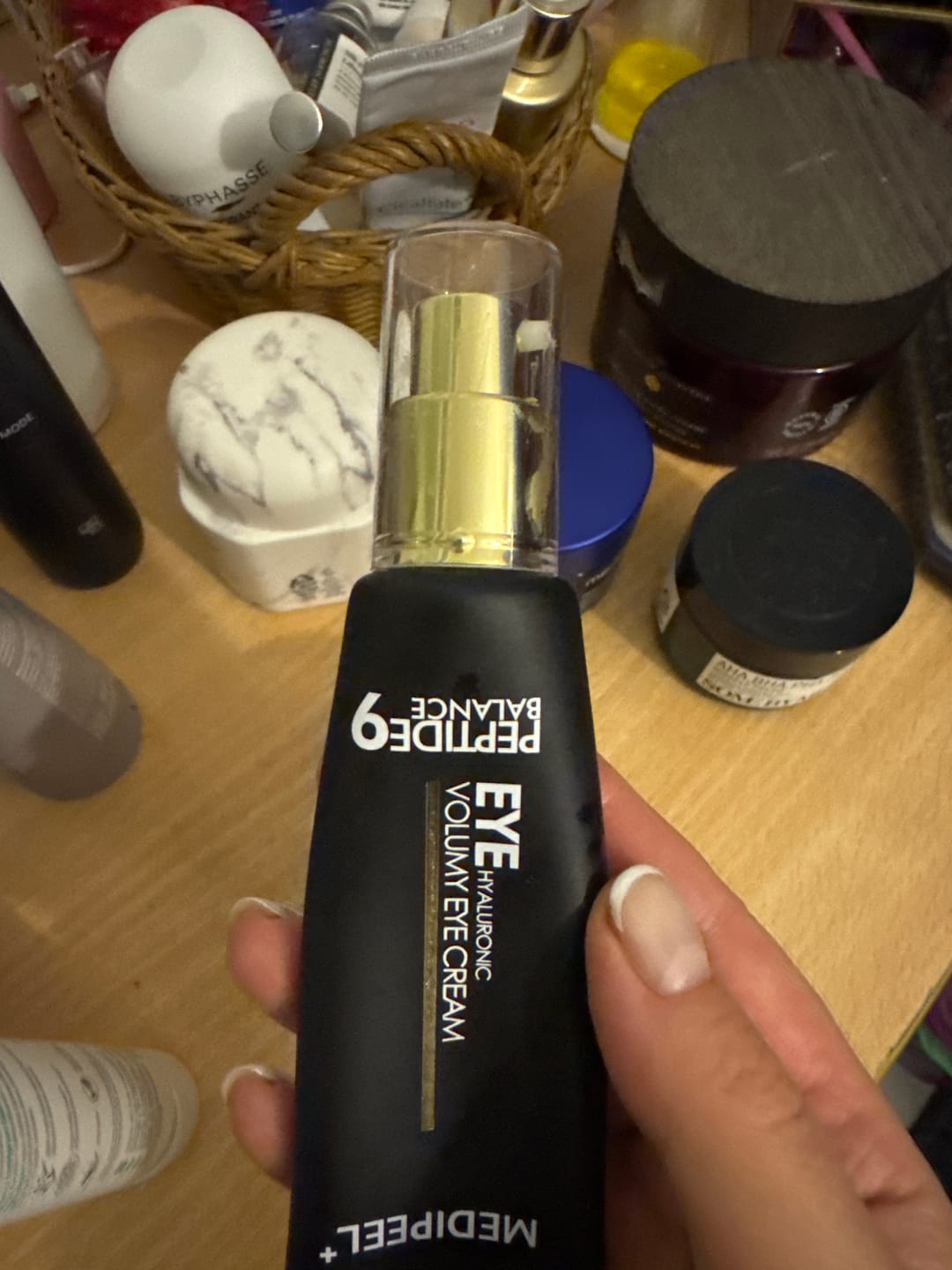 Customer photo review of Pretnovecošanas krēms priekš acu plakstiņiem ar peptīdiem Medi-Peel Peptide Balance 9 Eye Hyaluronic Volumy Eye Cream