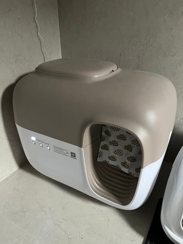 Customer photo review of Self-Cleaning Litter Box