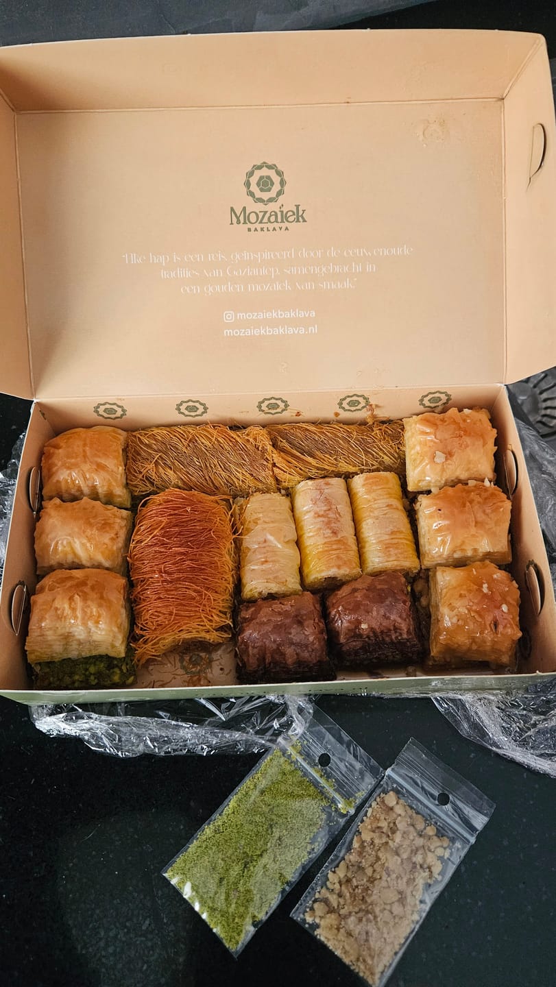 Customer photo review of Baklava Mix Golden Selection