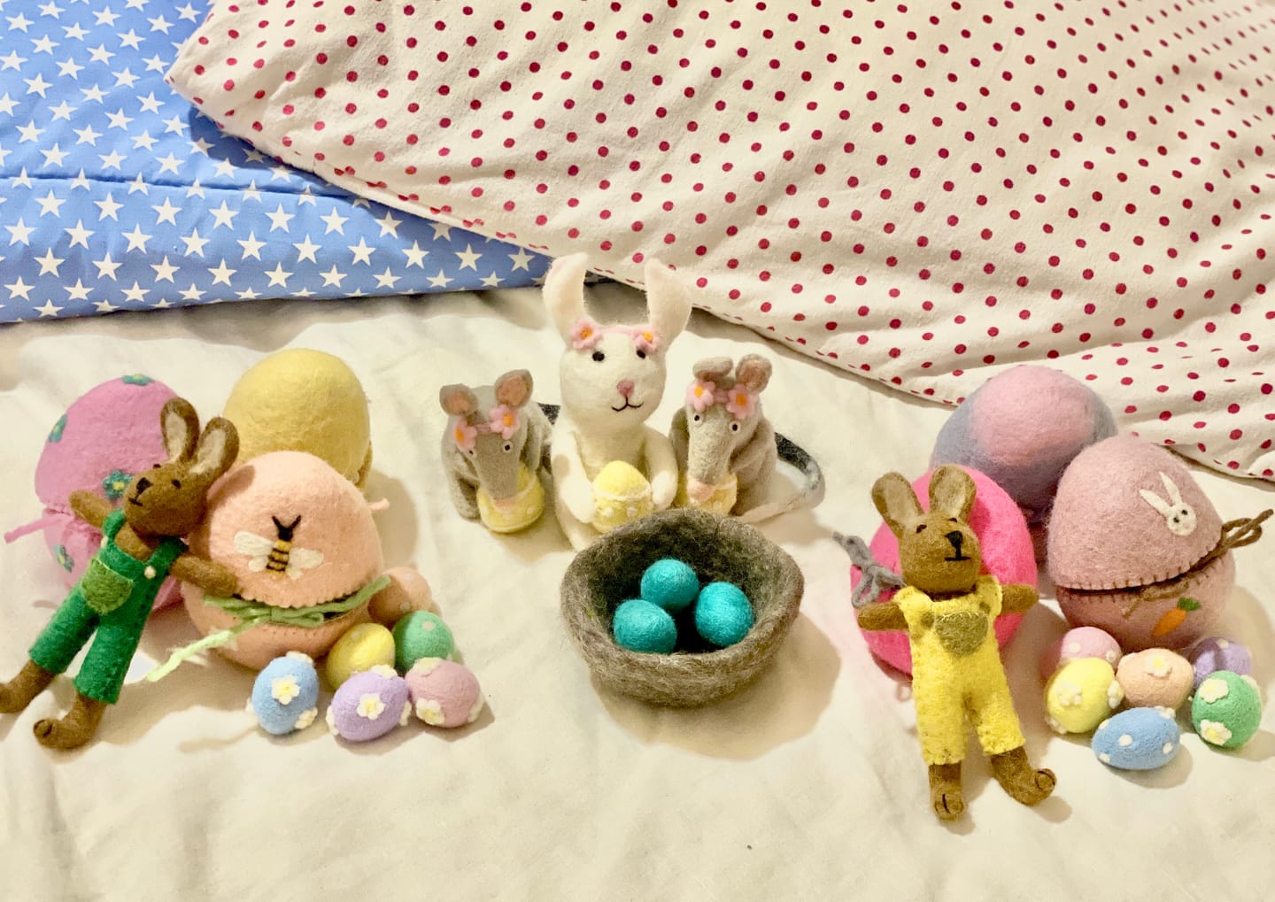 Customer photo review of Felt Starfish - Set of 3