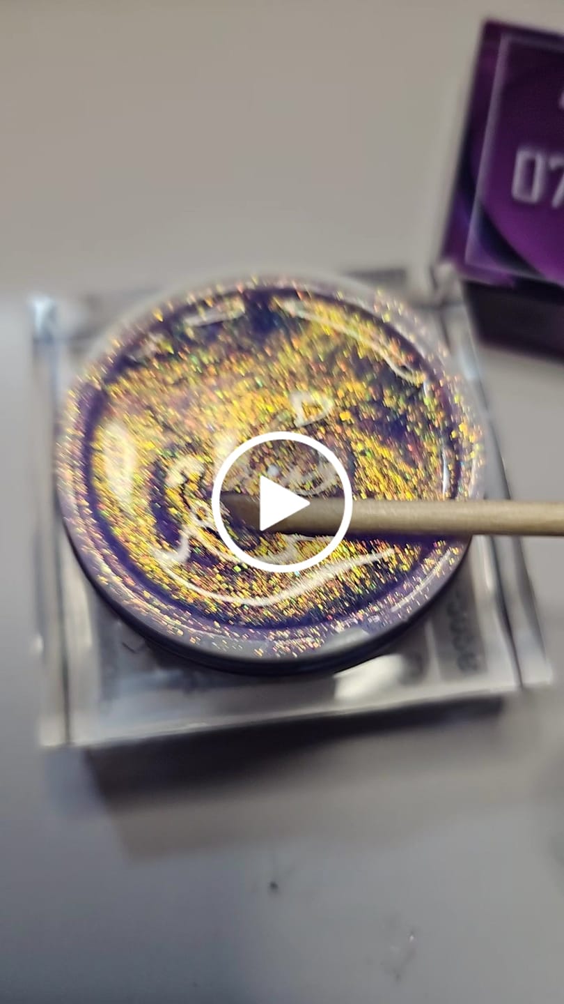 Customer video review of Mermaid 07 Builder Gel