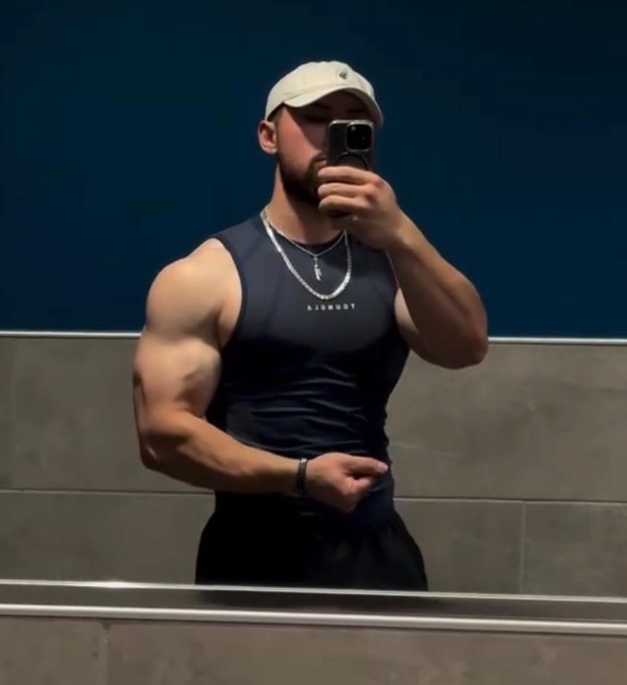 Customer photo review of 3052 - Apex Compression Cut-Offs