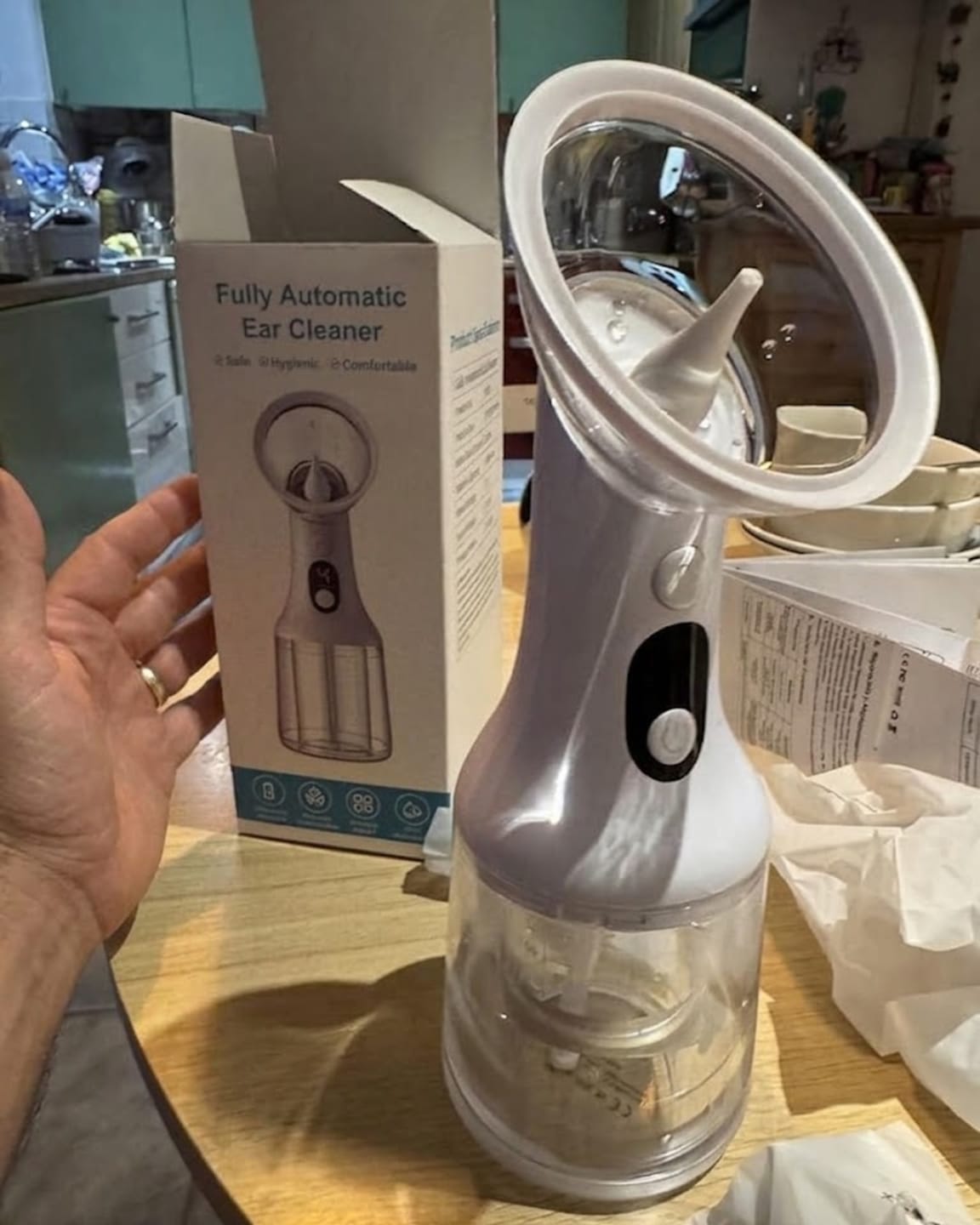 Customer photo review of OtoClear™ - Irrigador de Oídos automático