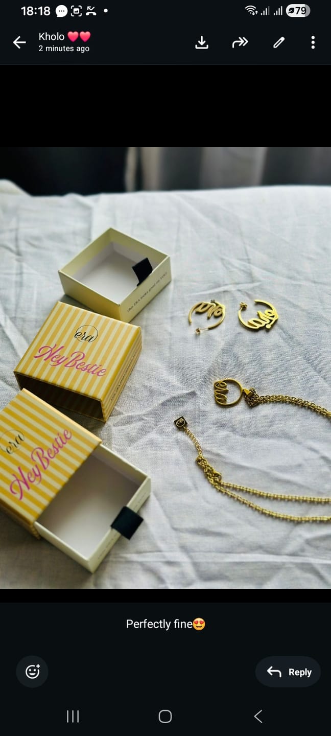Customer photo review of Gold Era Necklace